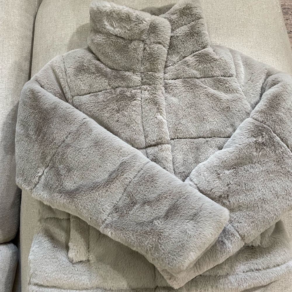 Women’s Brand New Abercrombie Faux Fur Coat, Size Medium